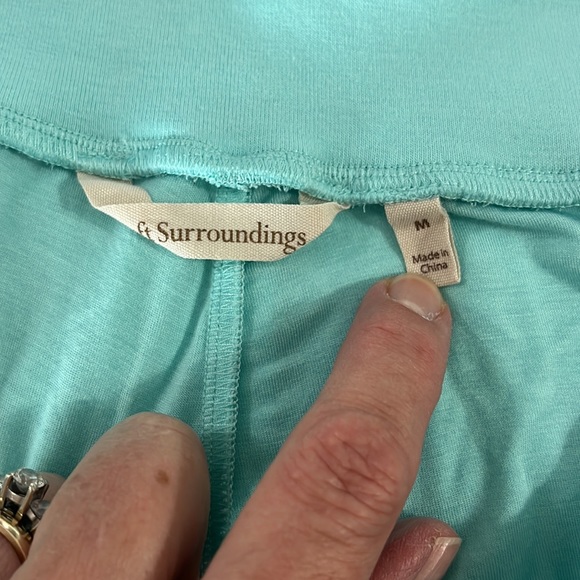 Soft Surroundings pants size medium - Picture 3 of 7